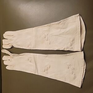 Vtg Saks Fifth Ave Leather Long Gloves. Sz 6.5